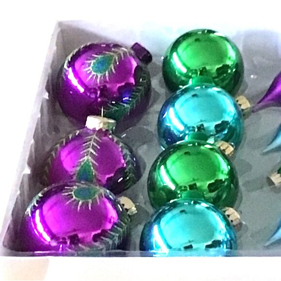 CELEBRATIONS STARBURST CHRISTMAS ORNAMENT SET QTY.19 - Picture 2 of 6